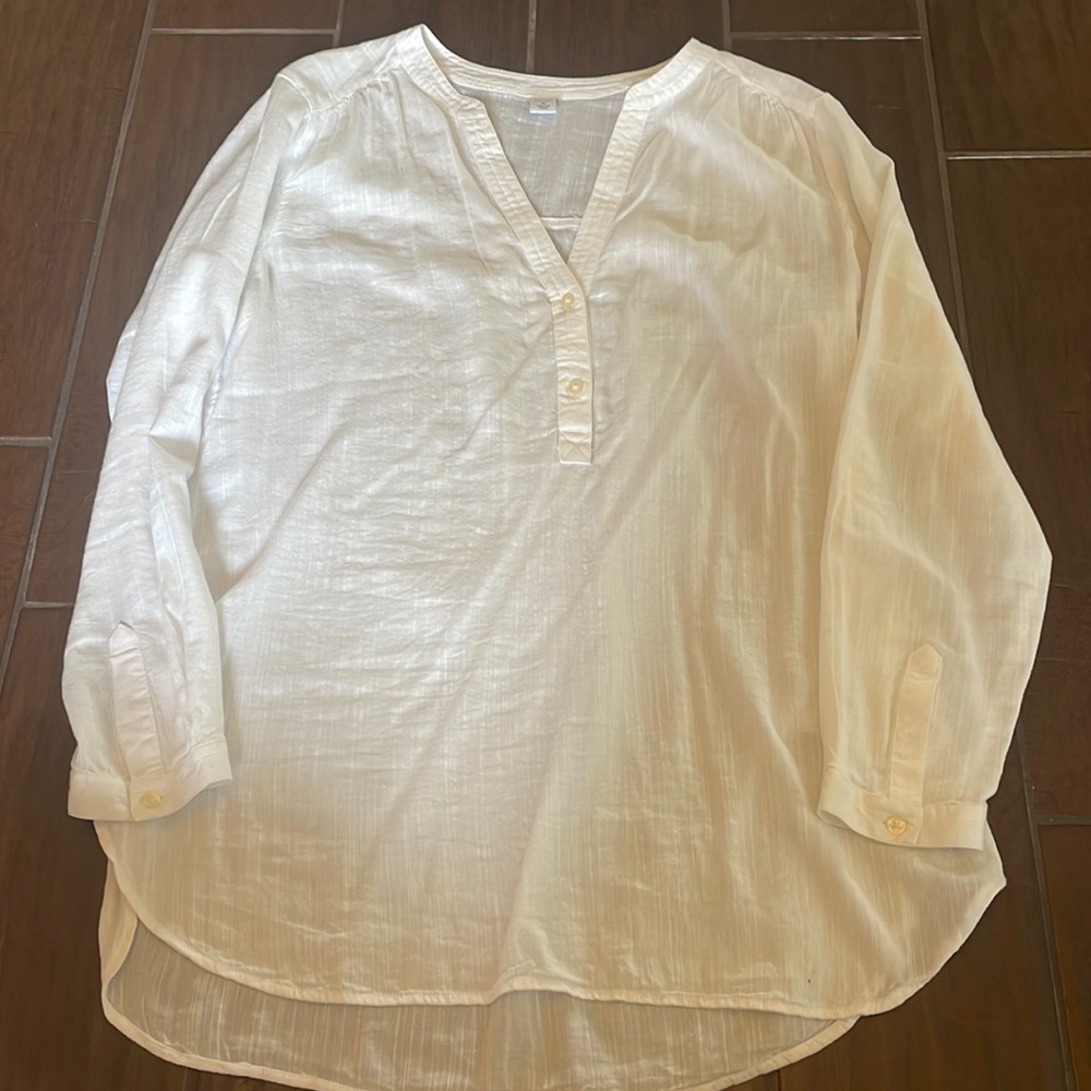 White summer long sleeve tunic